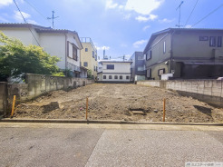 A号地 JR京浜東北・武蔵野線「南浦和」駅東口徒歩１分、提携駐車場もあります。エステート白馬南浦和店までお気軽にお問い合わせください。
