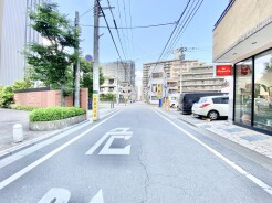 前面道路含む現地写真
