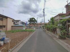 前面道路含む現地写真
