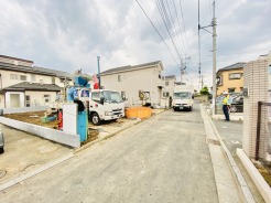 基礎から完成済みの住まいまで、各工程をご確認いただけます。