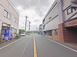 前面道路含む現地写真
