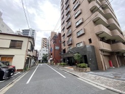 前面道路含む現地写真
