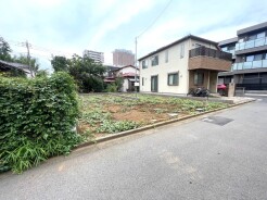 1号棟 前面道路含む現地写真
