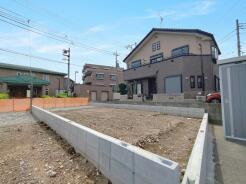 1号棟 JR京浜東北・武蔵野線「南浦和」駅東口徒歩１分、提携駐車場もあります。エステート白馬南浦和店までお気軽にお問い合わせください。
