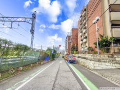 前面道路含む現地写真

