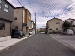 前面道路含む現地写真
