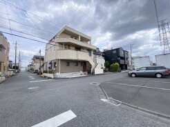 A号地 前面道路含む現地写真
