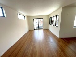 開放感と採光にこだわった広々ＬＤＫ。
