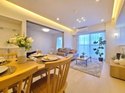 ご家族みんながゆったりくつろげる広々リビング。
