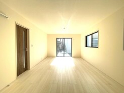 開放感と採光にこだわった広々ＬＤＫ。
