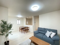 家族団らんの時間も増えそうなくつろぎのＬＤＫ。
