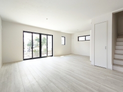 リビングダイニング