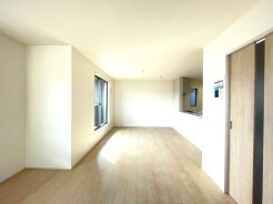 家族団らんの時間も増えそうなくつろぎのＬＤＫ。
