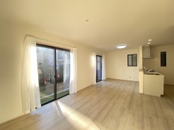 リビングダイニング
