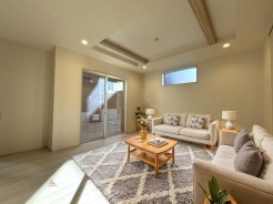 CGで家具を配置しております。家具配置のイメージにご覧ください。
