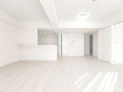 お家の中心となる大きな空間がご家族のコミュニケーションスペースになる筈です。
