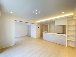 明るく、軽やかな印象の、開放感あふれる暮らし
