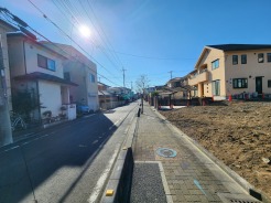前面道路含む現地写真
