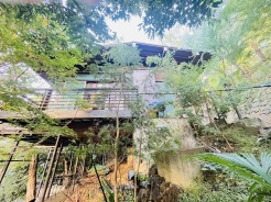 周辺のエリアで他にも沢山売りに出ている物件があります。インターネット掲載前の情報などもありますのでお気軽にお問合せください。まとめてご見学できます。
