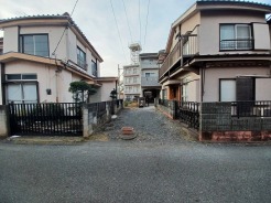 現地のご見学予約もスタートしました。周辺で売りに出ている物件も沢山御座います。まとめてご見学ができますのでお気軽にお申しつけください。
