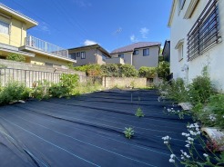 現地のご見学予約もスタートしました。周辺で売りに出ている物件も沢山御座います。まとめてご見学ができますのでお気軽にお申しつけください。
