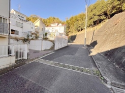 武蔵村山市中藤３丁目