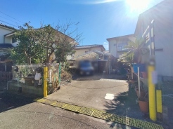 白馬グループの白馬建設にて、プラン作成、イメージパース作成を数日で行えます。　希望の間取りはどの位の大きさか？、一体どの位の広さの土地が適切か？まずはたたき台のプランと見積りを作りましょう、担当者へお申しつけください。
