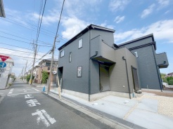 建物が完成しましたので室内のご見学予約スタート。当日のご見学予約も大歓迎です。お気軽にご連絡ください。他にもインターネットに掲載していない情報も沢山ありますので、比較で併せてご見学ができます。
