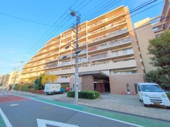 現地のご見学予約もスタートしました。周辺で売りに出ている物件も沢山御座います。まとめてご見学ができますのでお気軽にお申しつけください。
