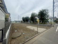 現地ご見学の際、スタッフが様々なご質問に対応いたします、周辺環境、前面道路、建築可能な建物について、ぜひご相談ください。
