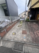 周辺のエリアで他にも沢山売りに出ている物件があります。インターネット掲載前の情報などもありますのでお気軽にお問合せください。まとめてご見学できます。
