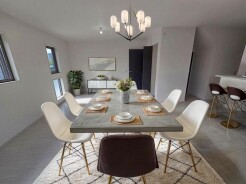 稲城市坂浜４丁目