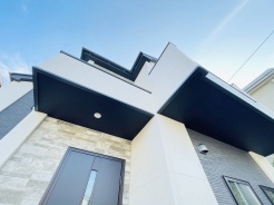 建物が完成しましたので室内のご見学予約スタート。当日のご見学予約も大歓迎です。お気軽にご連絡ください。他にもインターネットに掲載していない情報も沢山ありますので、比較で併せてご見学ができます。
