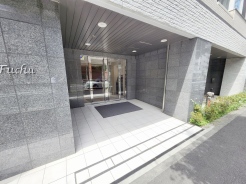 周辺のエリアで他にも沢山売りに出ている物件があります。インターネット掲載前の情報などもありますのでお気軽にお問合せください。まとめてご見学できます。
