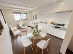 本画像はCGで作成しており、実際に現地に家具は置かれておりません。また、価格に家具は含まれておりません。
