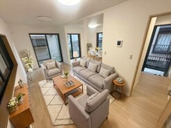 本画像はCGで作成しており、実際に現地に家具は置かれておりません。また、価格に家具は含まれておりません。
