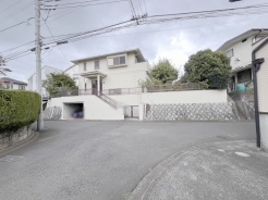 個々の優先事項や好みに基づいて考慮することが重要、 様々なライフスタイル、自分や家族にとってマッチする街並みを選ぶことが大切です。
