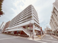 現地のご見学予約もスタートしました。周辺で売りに出ている物件も沢山御座います。まとめてご見学ができますのでお気軽にお申しつけください。
