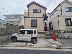 周辺のエリアで他にも沢山売りに出ている物件があります。インターネット掲載前の情報などもありますのでお気軽にお問合せください。まとめてご見学できます。
