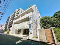 現地のご見学予約もスタートしました。周辺で売りに出ている物件も沢山御座います。まとめてご見学ができますのでお気軽にお申しつけください。
