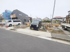 10号棟 現在建物を建築中です、建築中の物件については現地確認の他、同施工会社の完成施工例のご案内、担当者のプレゼンテーションにてご検討ください。適切なご検討の方法をご説明させて頂きます。

