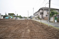 周辺のエリアで他にも沢山売りに出ている物件があります。インターネット掲載前の情報などもありますのでお気軽にお問合せください。まとめてご見学できます。
