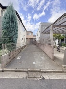 周辺のエリアで他にも沢山売りに出ている物件があります。インターネット掲載前の情報などもありますのでお気軽にお問合せください。まとめてご見学できます。
