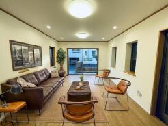 本画像はCGで作成しており、実際に現地に家具は置かれておりません。また、価格に家具は含まれておりません。
