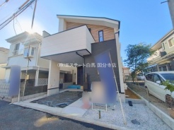 建物が完成しましたので室内のご見学予約スタート。当日のご見学予約も大歓迎です。お気軽にご連絡ください。他にもインターネットに掲載していない情報も沢山ありますので、比較で併せてご見学ができます。
