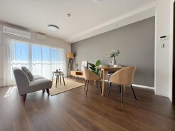 家族みんなが集まるリビング。広さを重視した家族全員が集まれるリビングは、住む上で大事な空間になります。
