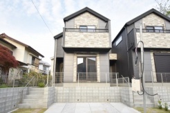建物が完成しましたので室内のご見学予約スタート。当日のご見学予約も大歓迎です。お気軽にご連絡ください。他にもインターネットに掲載していない情報も沢山ありますので、比較で併せてご見学ができます。
