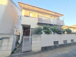 現地のご見学予約もスタートしました。周辺で売りに出ている物件も沢山御座います。まとめてご見学ができますのでお気軽にお申しつけください。
