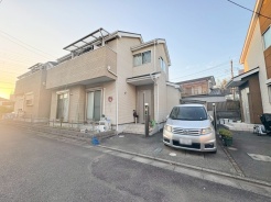 現地のご見学予約もスタートしました。周辺で売りに出ている物件も沢山御座います。まとめてご見学ができますのでお気軽にお申しつけください。
