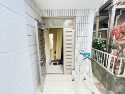 現地のご見学予約もスタートしました。周辺で売りに出ている物件も沢山御座います。まとめてご見学ができますのでお気軽にお申しつけください。
